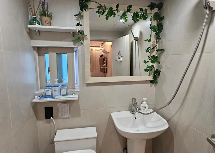 Pet-friendly Gwangalli Stay, 2 Guests, Self Check-in Maison d'hôtes